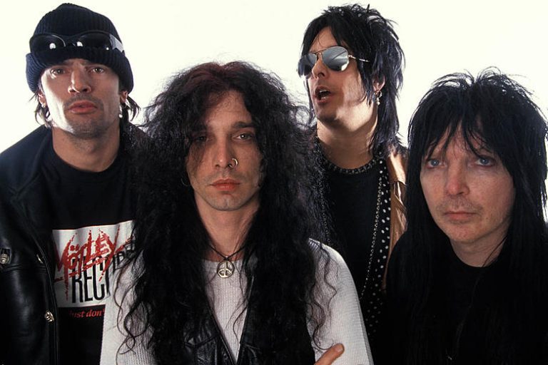 Backstage (Motley Crue – Changing The Name?)