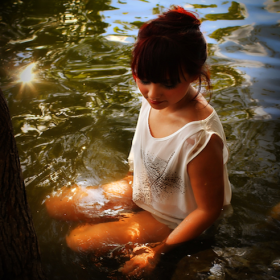 G i r l ⁓ (coming of age)